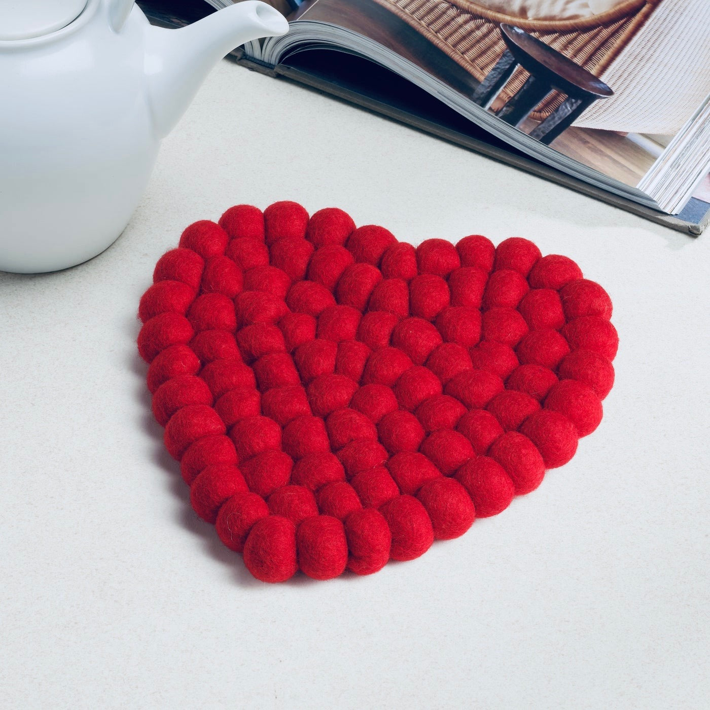 MODWOOL Felt Ball Round 8" Trivet - Heart