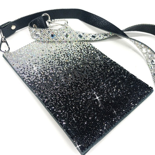 Jacqueline Kent's cell phone purses
