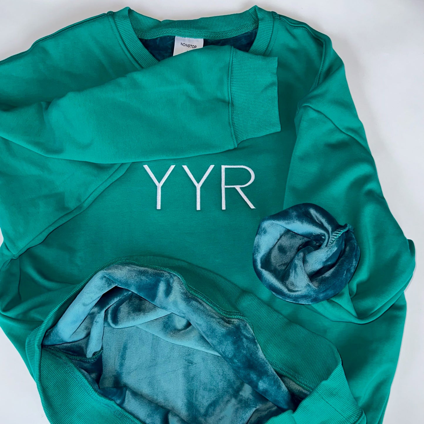 YYR Celtic Green center logo