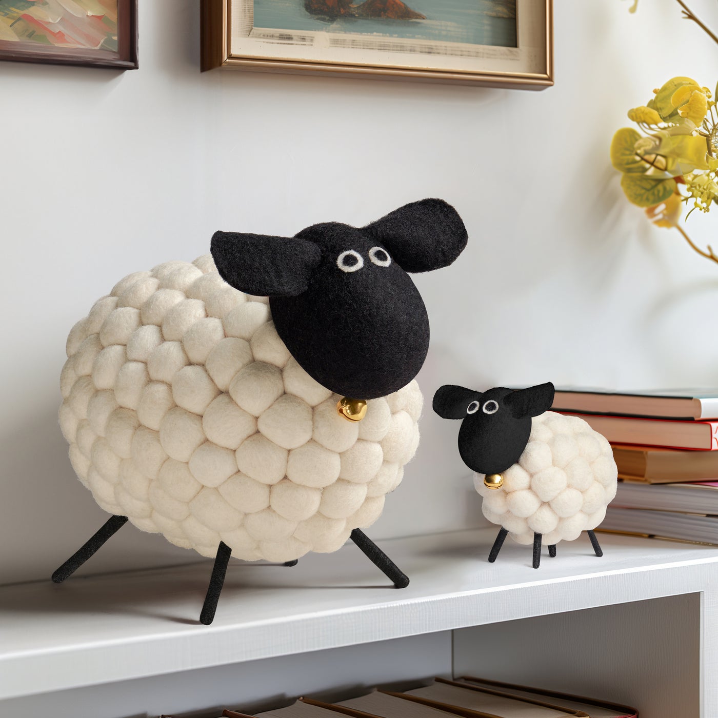 MODWOOL Felt Ball Sheep Decor - White
